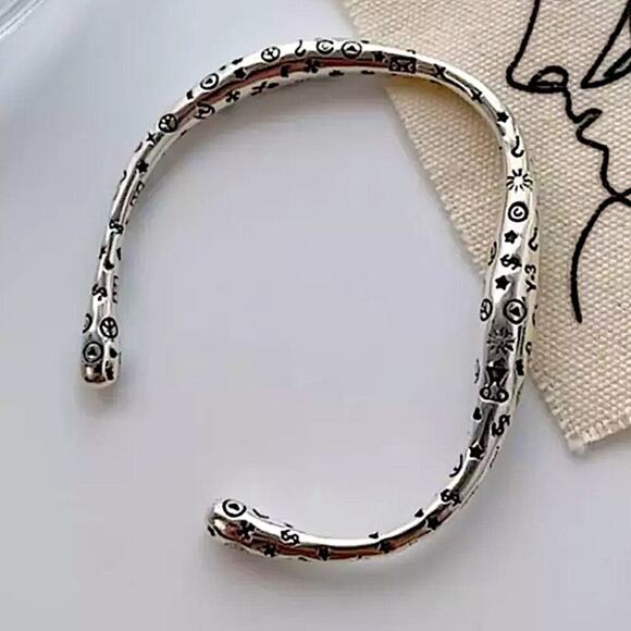 Irregular Graffiti Sterling Silver Bangle Cuff Bracelet - Picture 5 of 9